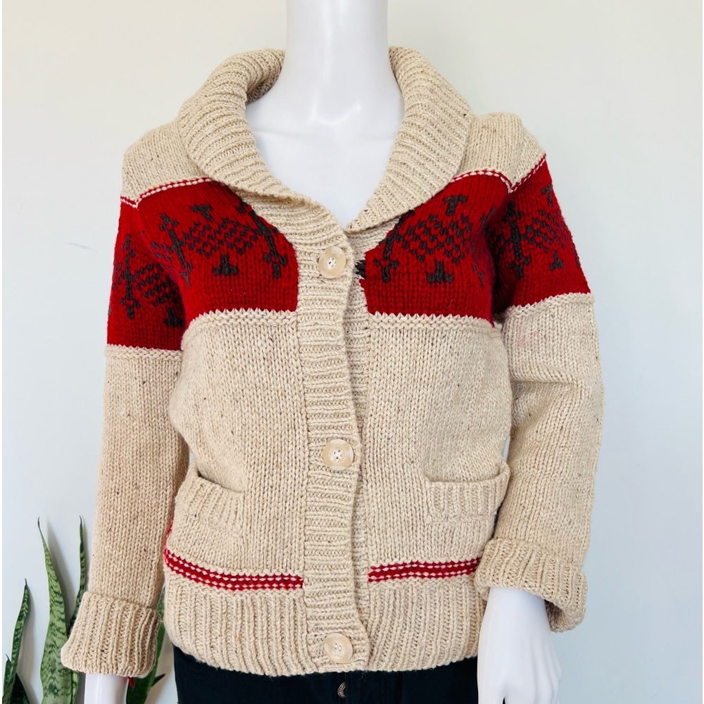 NWT sweater size large